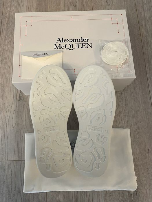 Alexander McQueen mărimea 43