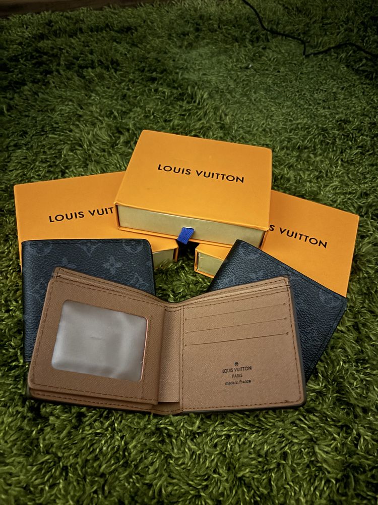 Портмонета Louis Vuitton
