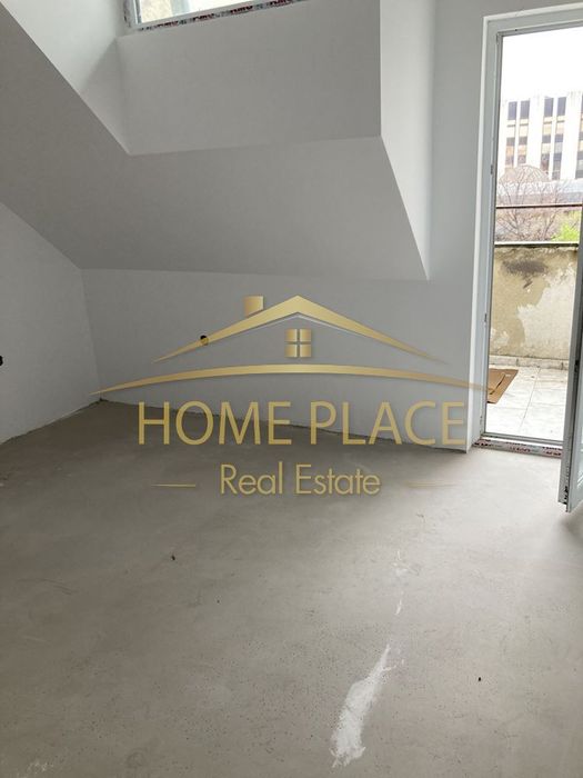 Продава се Тристаен апартамент в Варна, Зимно кино Тракия - 166 кв.м за 874 €/кв.м - Снимка #2