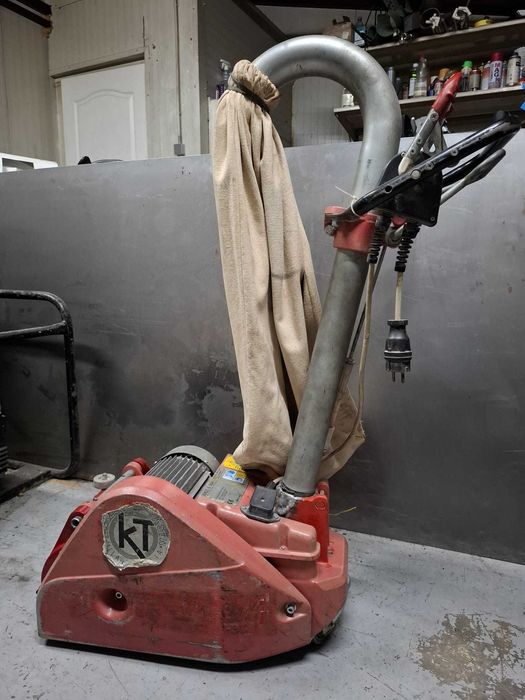 Vand masina de slefuit/raschetat parchet Scorpio Kunzel & Tasin