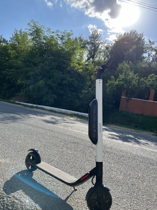 Trotineta electrica segway ninebot es4