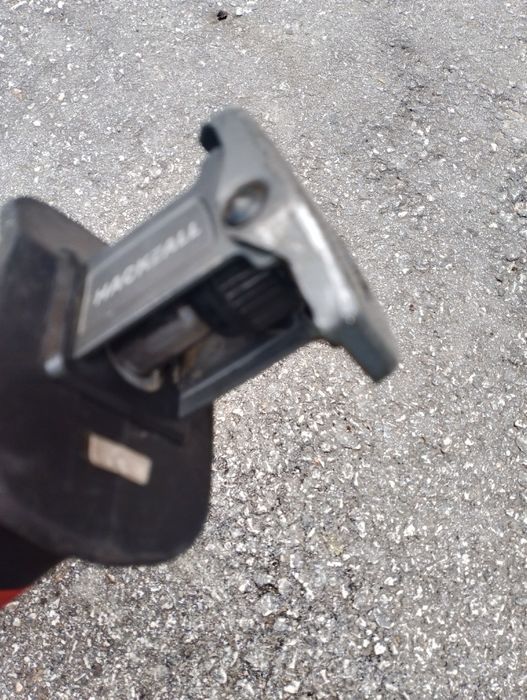 Безчетков саблен трион Milwaukee m18