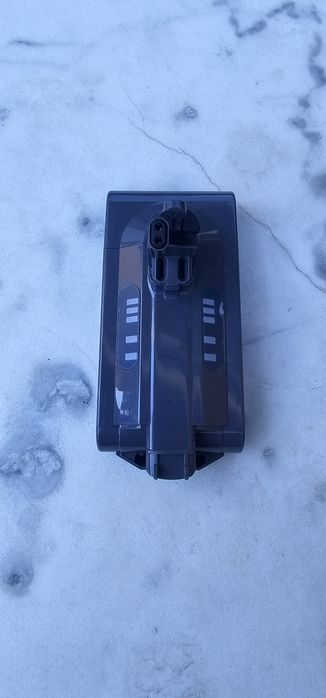 Baterie dyson v10 noua