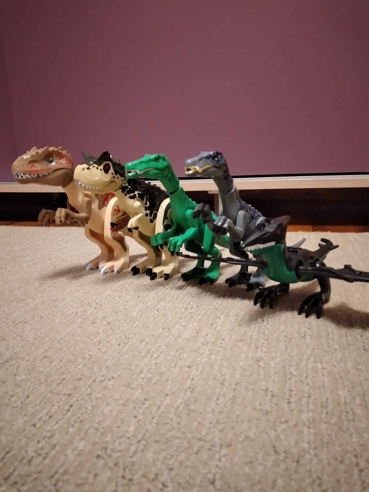 Set 5 dinozauri tip lego, demontabili
