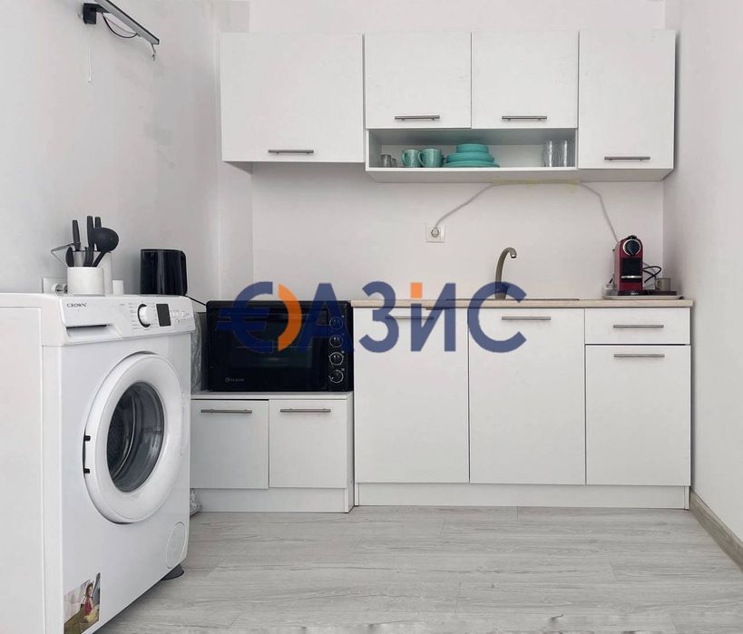 Продава се Двустаен апартамент в к.к. Слънчев бряг - 50 кв.м за 934 €/кв.м - Снимка #5