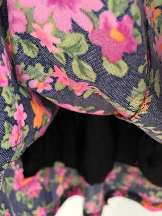 Къса пола на цветя, размер S