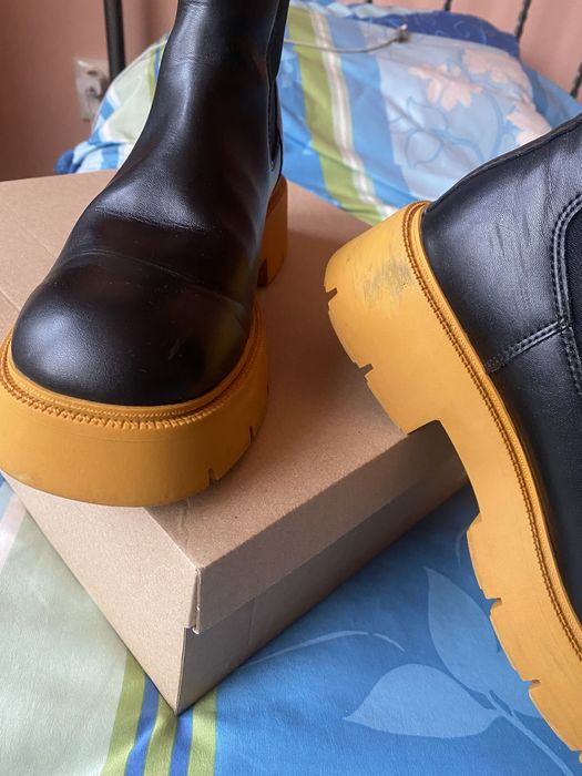 Mango Chelsea боти с масивна подметка