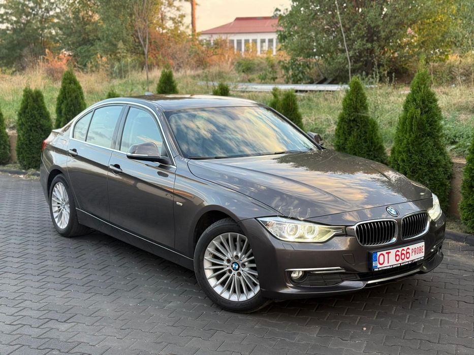 Proprietar Bmw seria 3 06/2014 Km 189.000 model Luxury impecabil