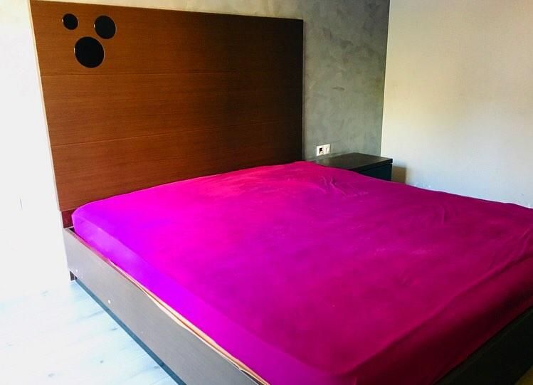 Дава се под наем Двустаен апартамент в Бургас, Център - 97 кв.м за 714 € - Снимка #4