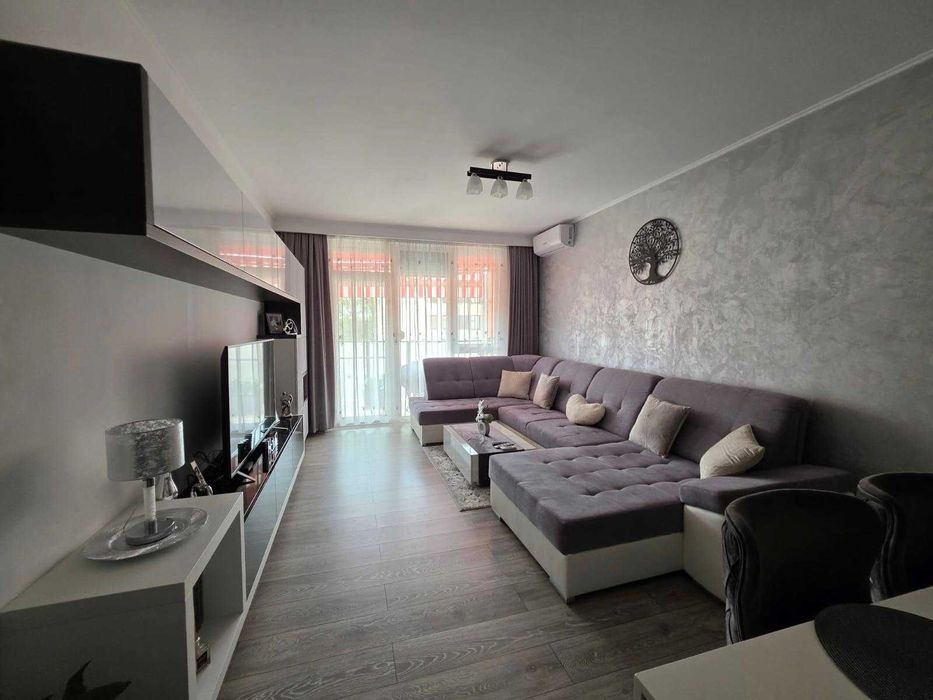 Inchiriere apartament 3 camere ared Micalaca 300