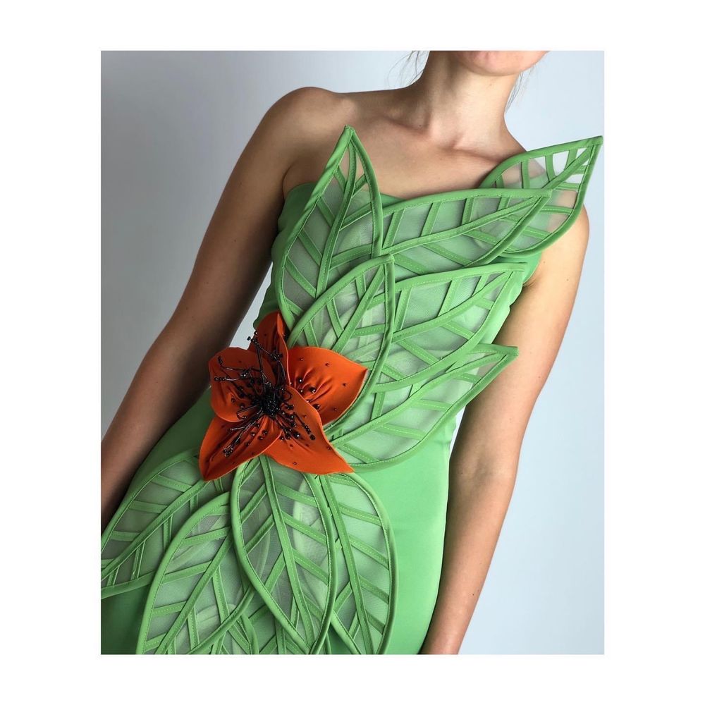 Rochie Alinka “hemerocalis fulva flower”