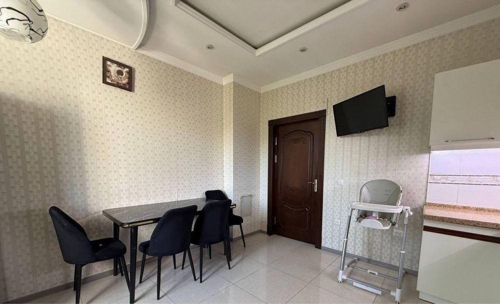 Продаю большую квартиру доя семьи