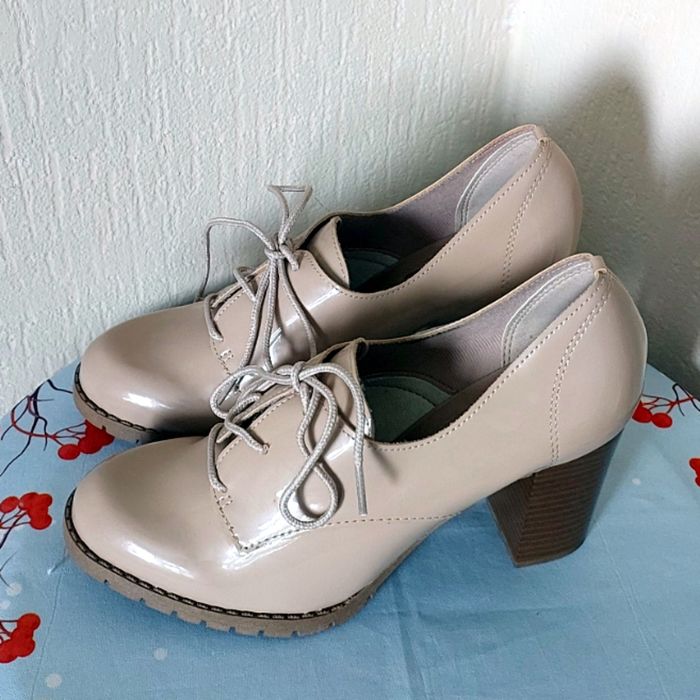 Ботильоны бежевые, р-р 37