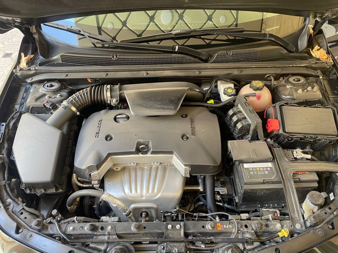 Malibu 2 LT Chevrolet идеальным состояние почти новый
