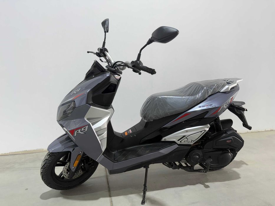 Scuter cu permis R9 Breckner Germany 125 nou Agramix