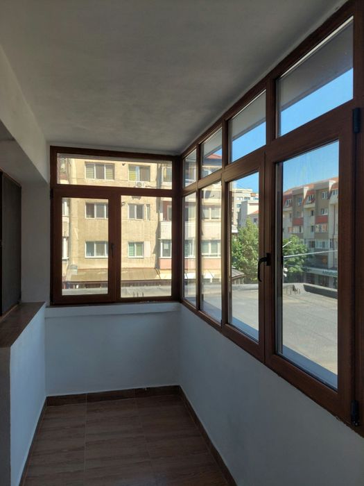 Apartament cu două camere, centru