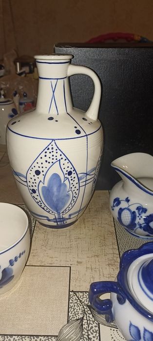 Продаю посуду Гжель