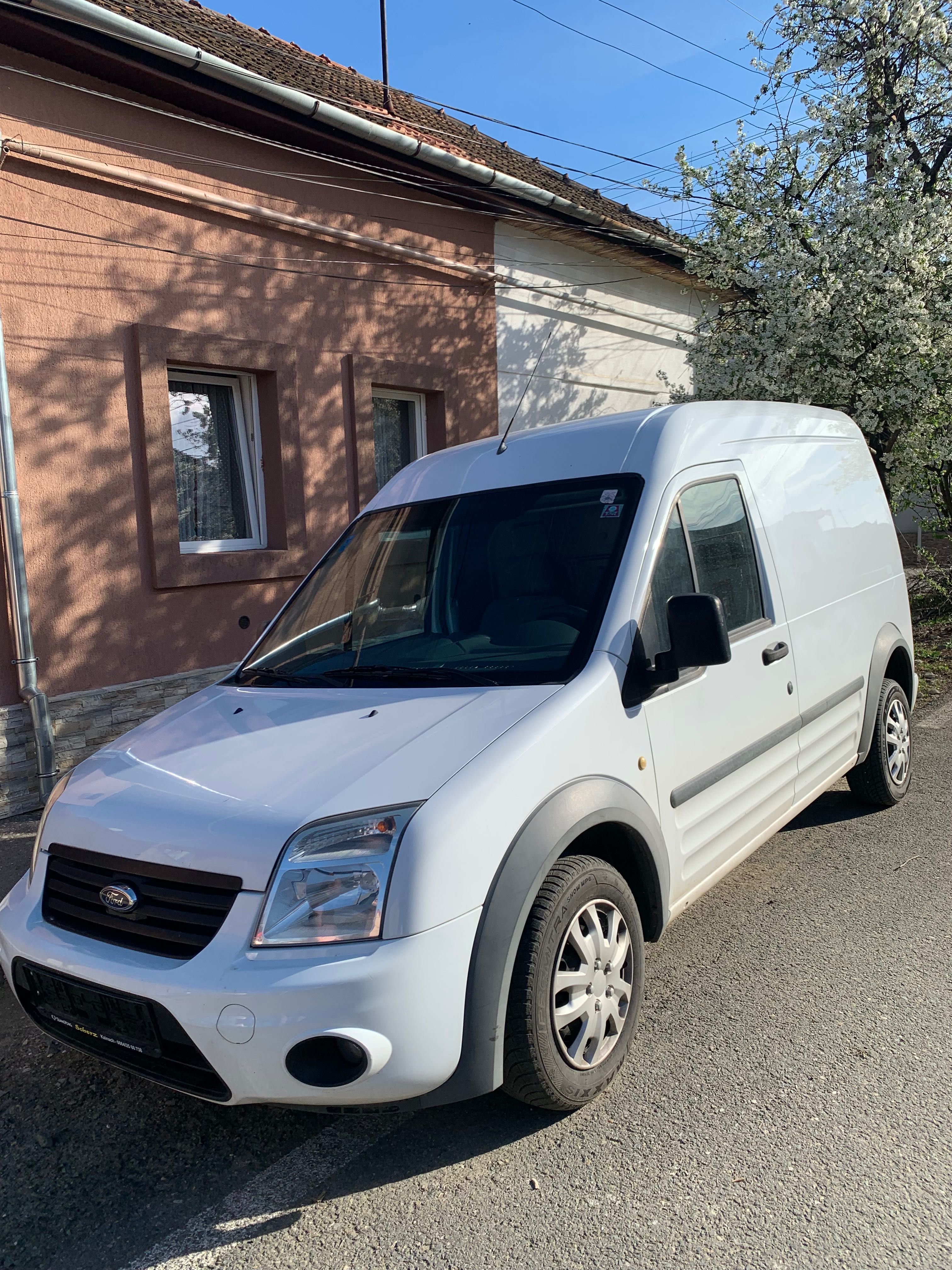 Vând Ford Transit Connect preț fix