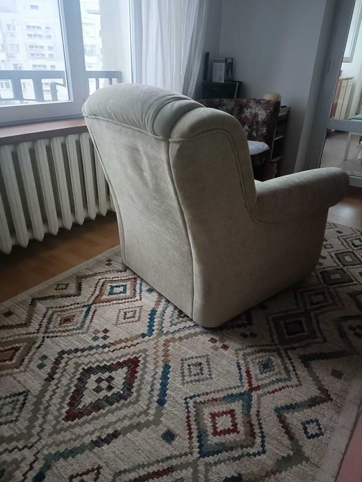 fotoliu sufragerie comod stare foarte buna 95/95/95cm