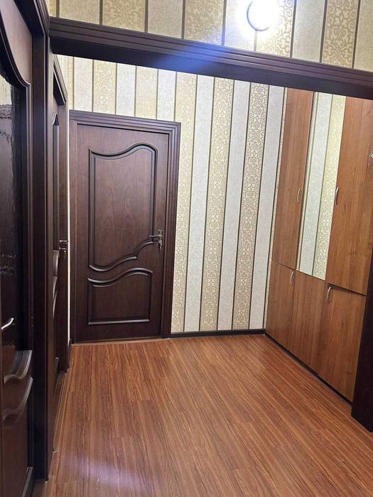 Ибн синода квартира сотилади 3 хонали