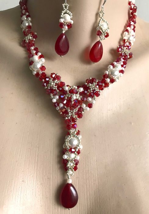 Set colier si cercei handmade din perle,cristale si argint