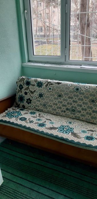 Qoraqamish nukus azia 1 xona 350 y.e