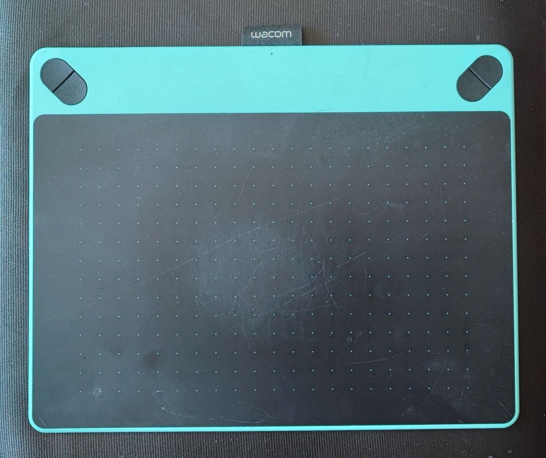 Графичен таблет Wacom Intuos Draw Pen medium