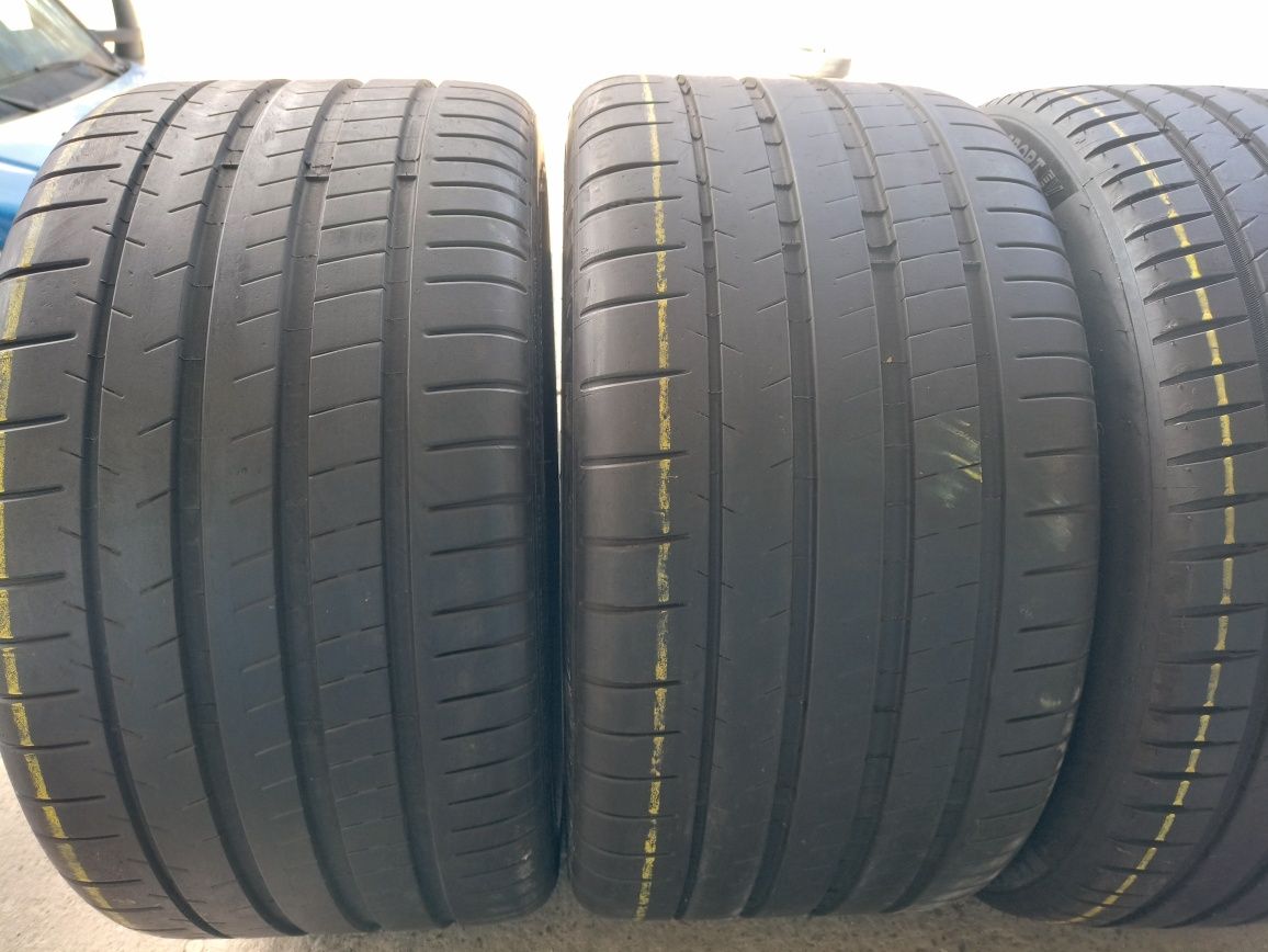 4 anvelope ca si noi Michelin 295/35 ZR20 si 255/40 ZR20
