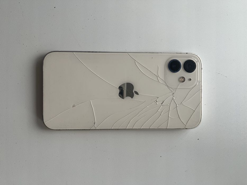 Айфон 12 на 128гб