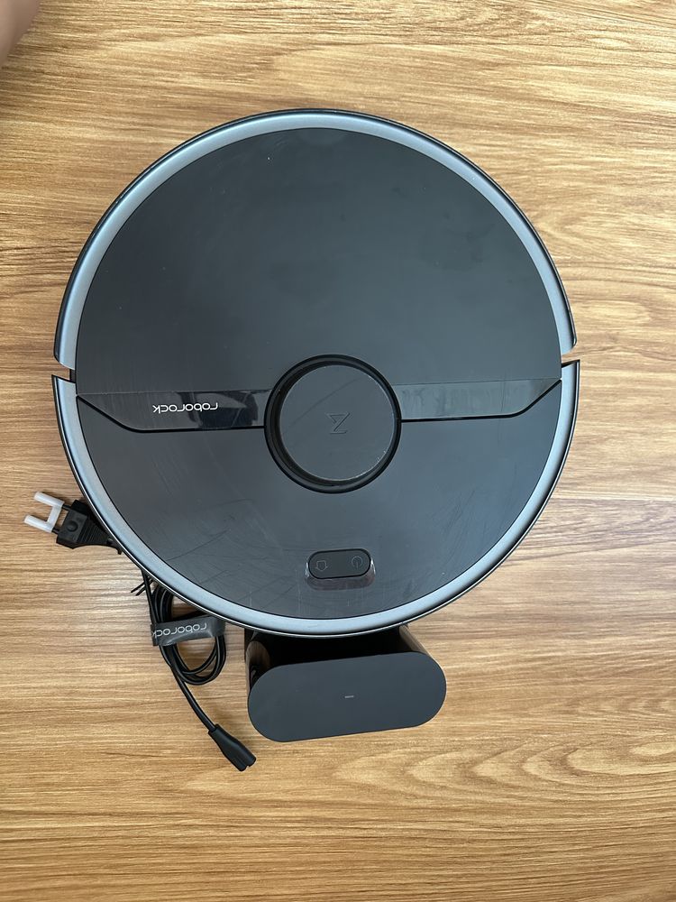 Продается робот пылесос roborock s6 pure