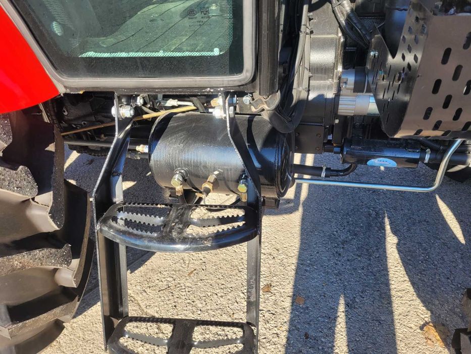 ТРАКТОР 4Х4,нов,100 кс,климатик,наличен може и челен товарач