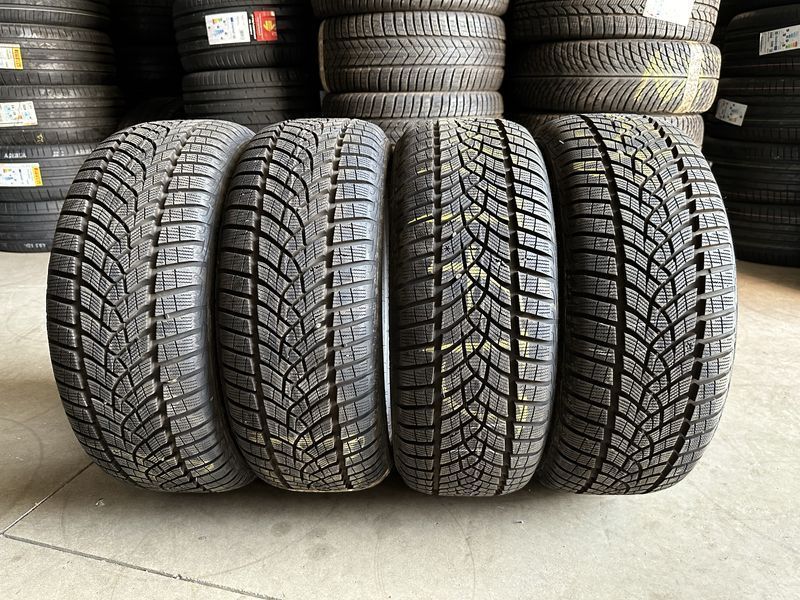 225/50/18 Goodyear 4piese