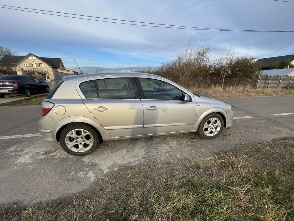 Opel astra H motor 1,7 cdti