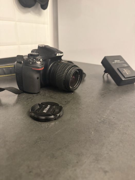 Nikon D5200 - ca nou