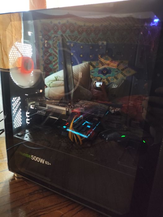 Продам системный блок игровой +-