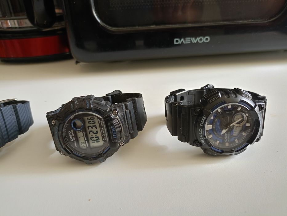 Vând ceasuri Casio,curea silicon,Water Resist,noi , calitate.