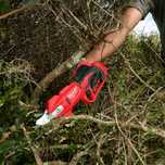 Продавам лозарска ножица Milwaukee M12 BLPRS - Отлично състояние!