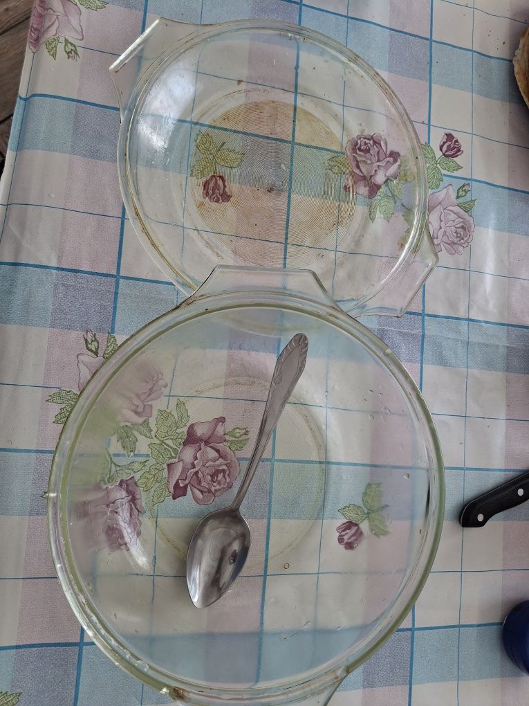 Прозрачная кастрюля.