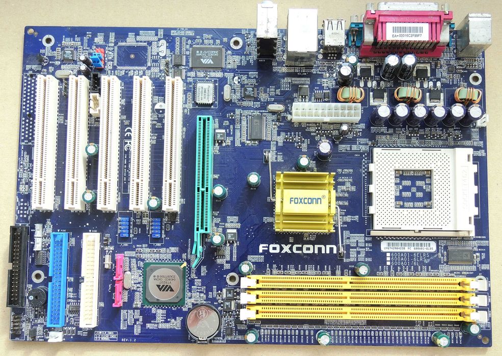 Foxconn 600A01-6LRS VIA Apollo KT600 Socket 462/A Testat