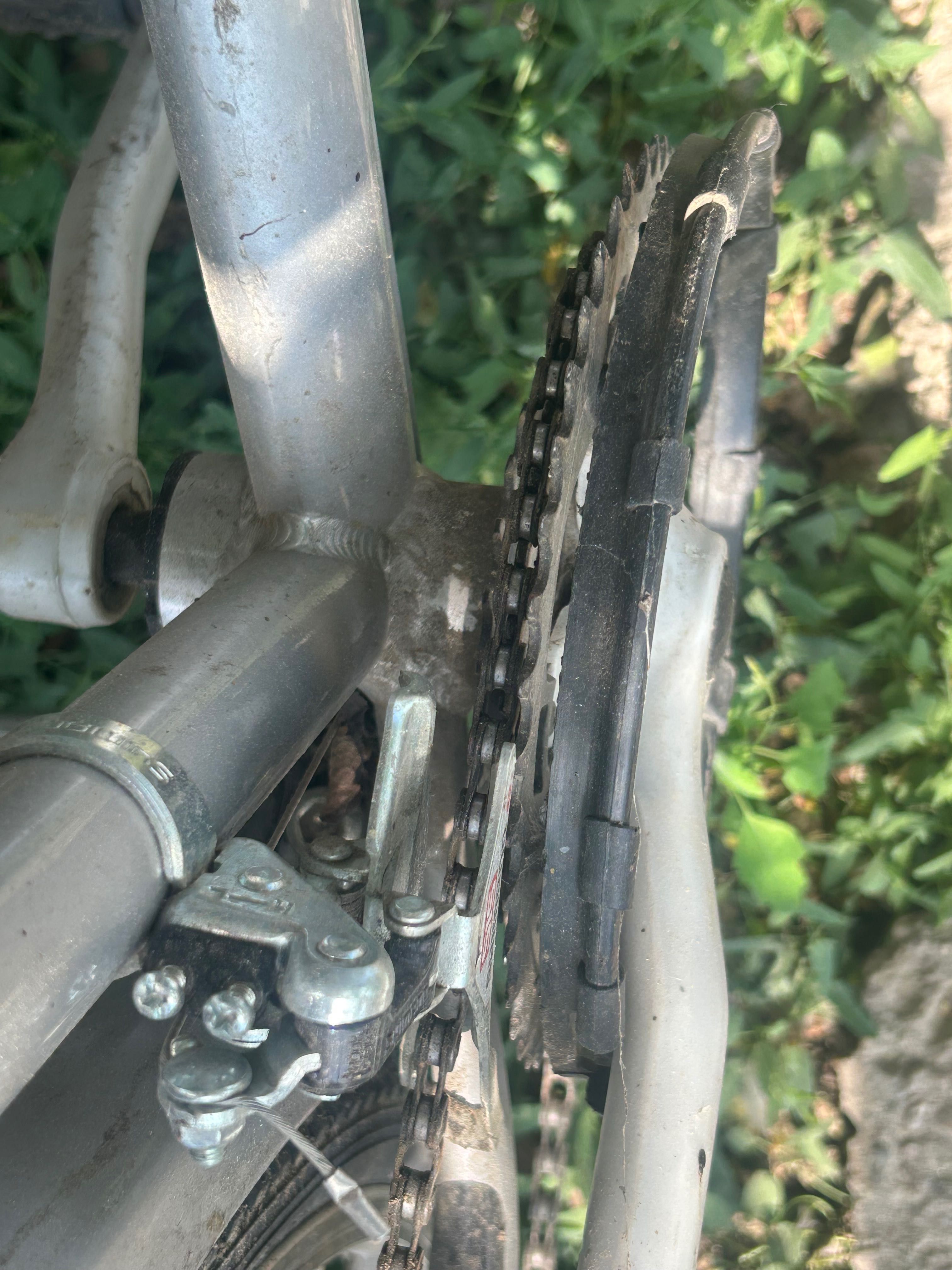Vând bicicletă Mars Trekking