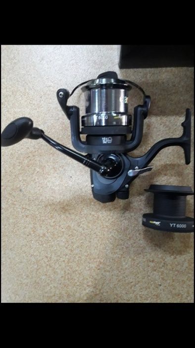 Vând mulinetă EastShark YT 6000