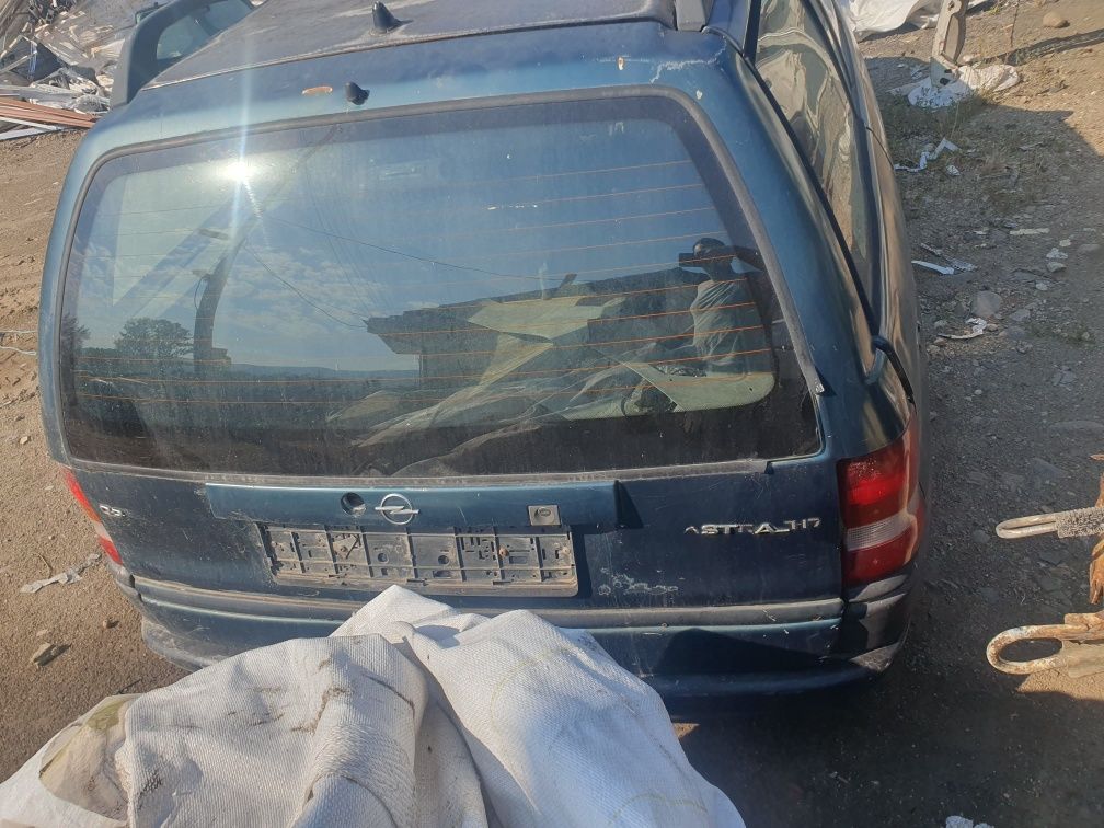 Опел Астра 1.6 Opel Astra F C16SE на части