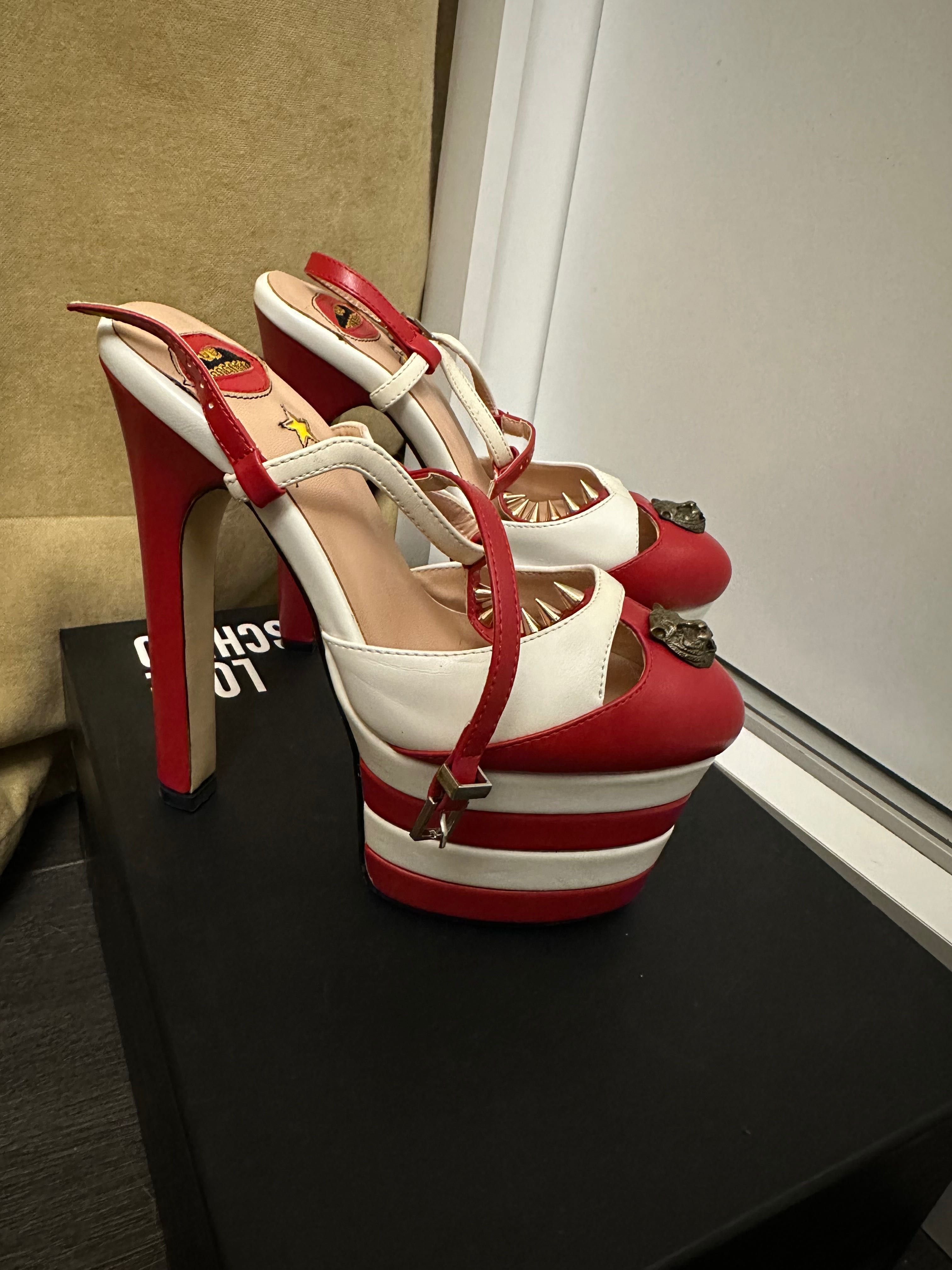 Обувки на висок ток Gucci