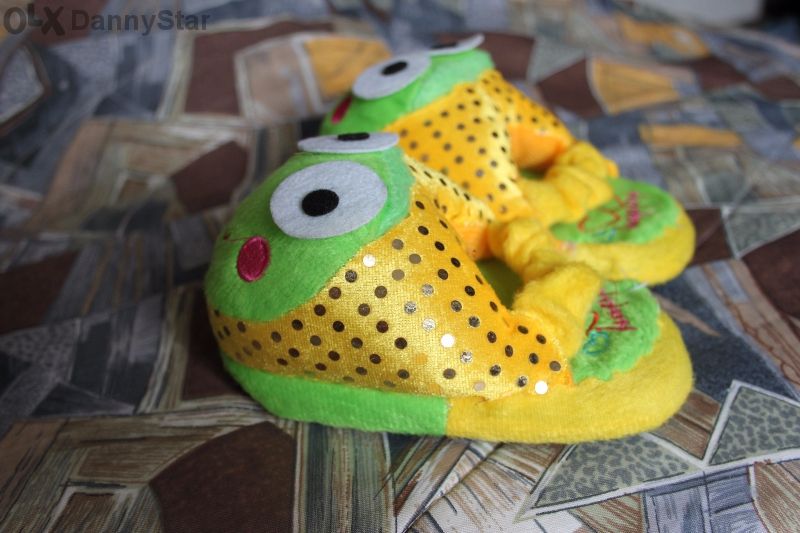 детски пантофки/сандали