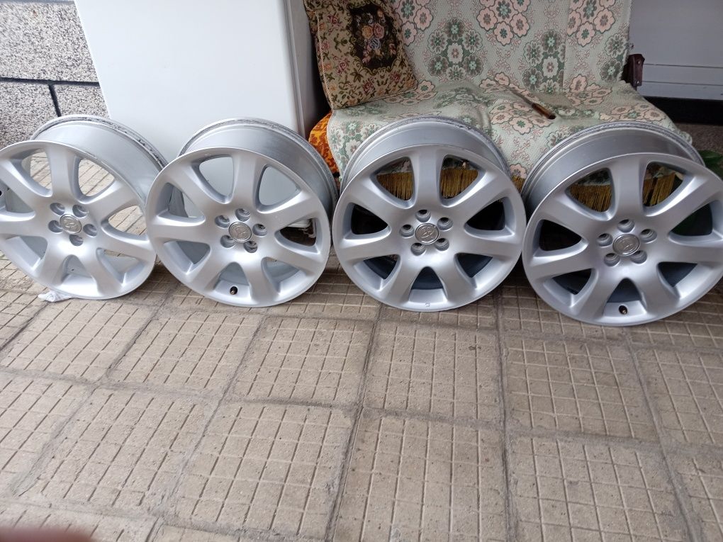 Джанти за тойота J7 17 ET45  5x100