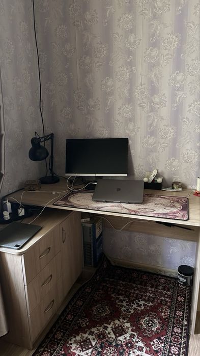 Стол компьютерный с тумбой