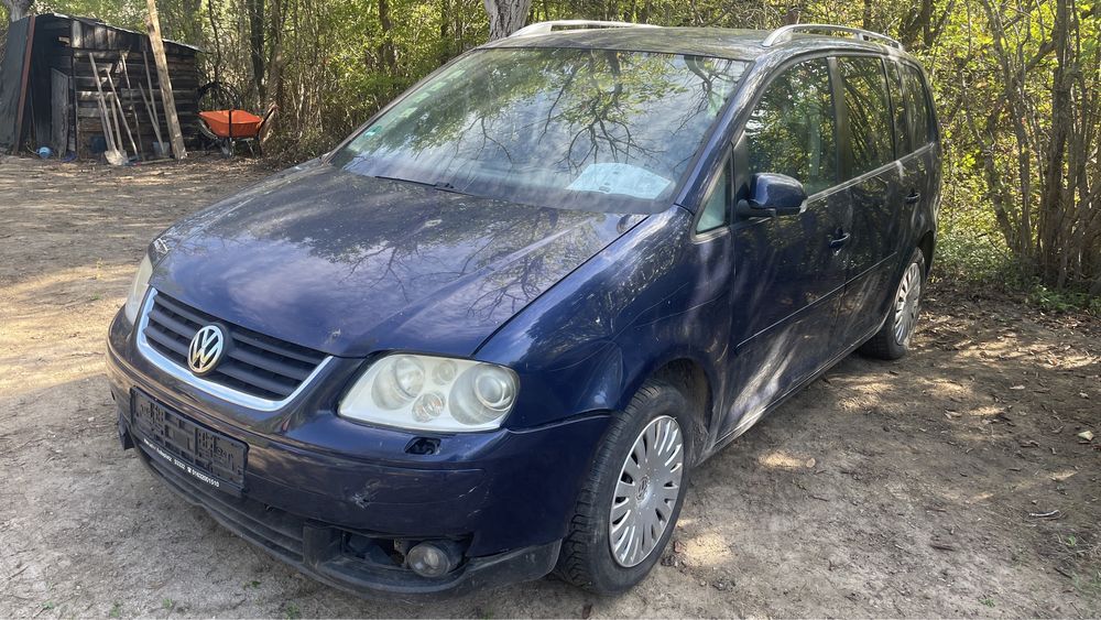 VW Touran 1.6 FSI BAG Туаран 1.6 фси