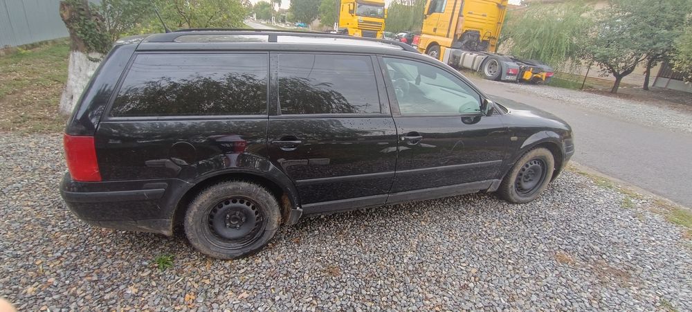 Vînd Passat b5 1.9 TDI
