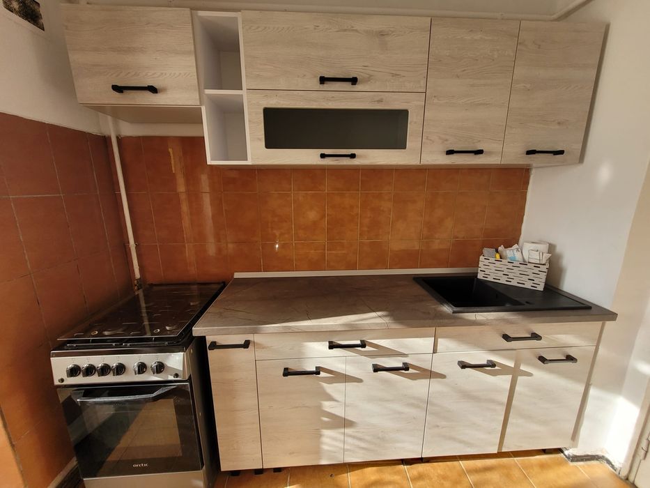 PF, Închiriez apartament 2 CD, Podul de Fier