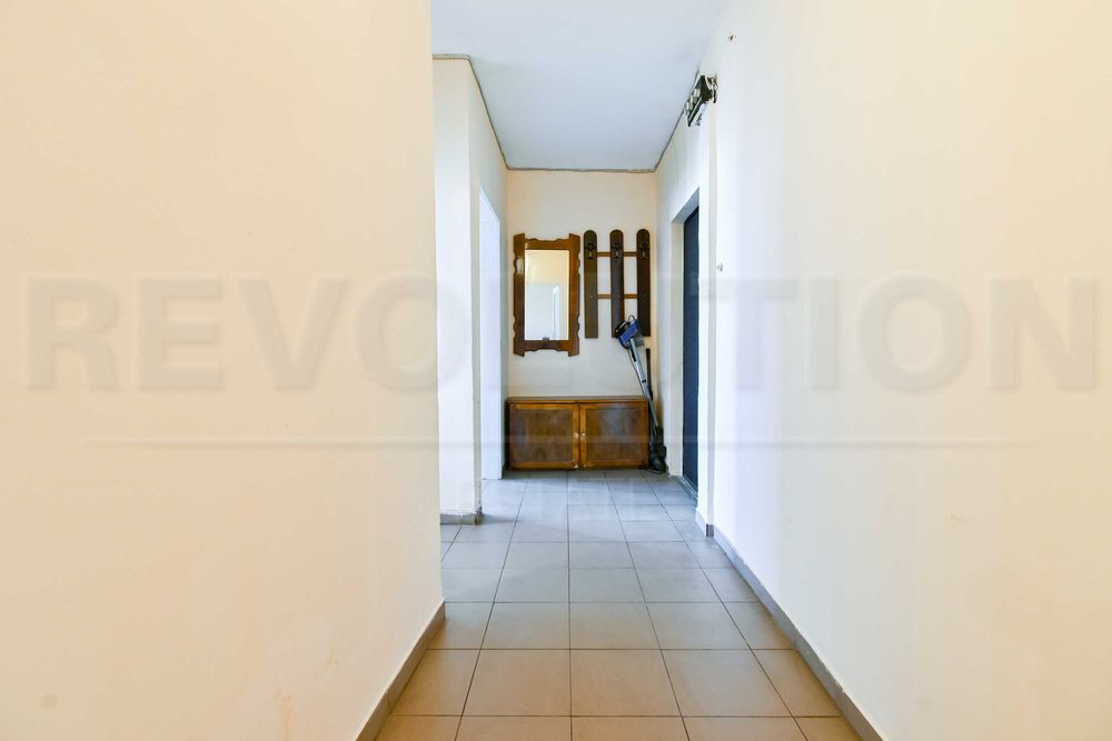 Продава се Двустаен апартамент в София, Люлин 5 - 62 кв.м за 1517 €/кв.м - Снимка #9